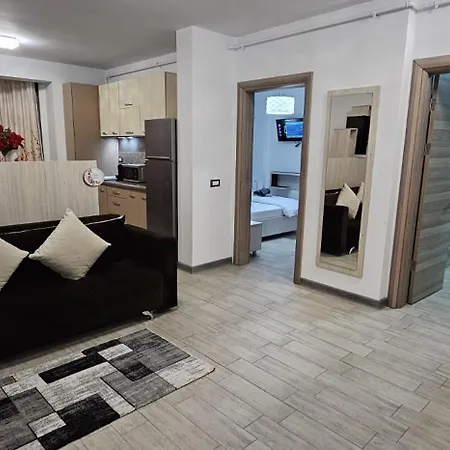 Promenada Front Pool & Indoor Outdoor Pool * Navodari