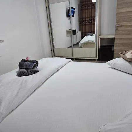 Apartment Promenada Front Pool & Indoor Outdoor Pool *