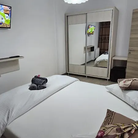 Promenada Front Pool & Indoor Outdoor Pool Navodari
