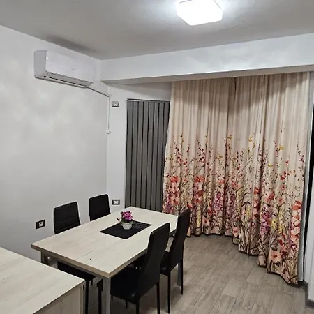 Apartment Promenada Front Pool & Indoor Outdoor Pool *